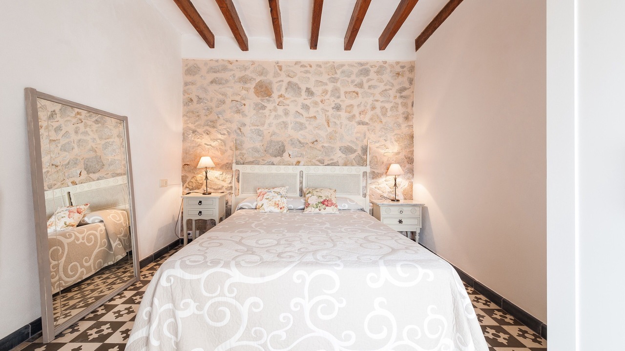 Photo of Bedroom in Caimari
