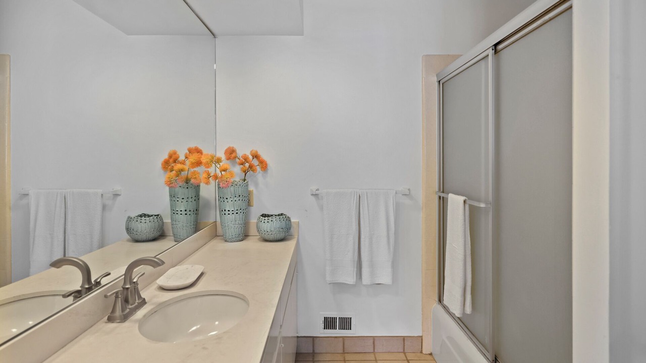 Photo of Bathroom in Balboa Island