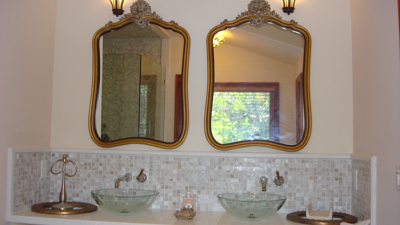 Photo of Bathroom in Tarzana