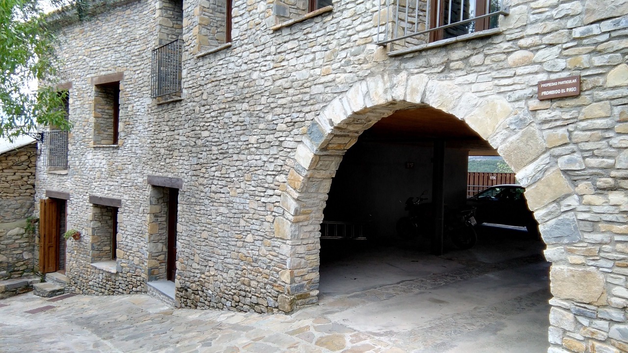 Photo of Outdoor in Roda de Isabena