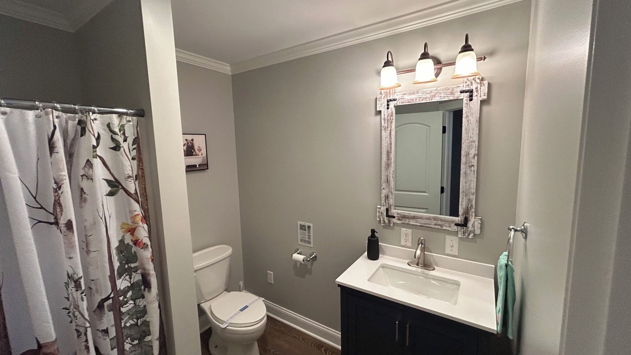 Photo of Bathroom in Cayuga