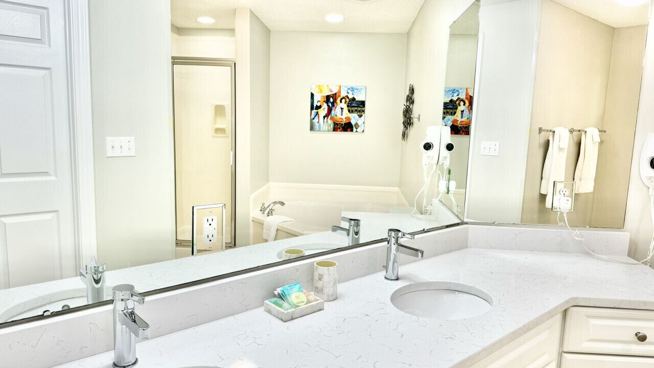 Photo of Bedroom in Orange Beach