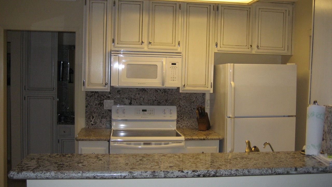 Photo of Kitchen in Central Malibu