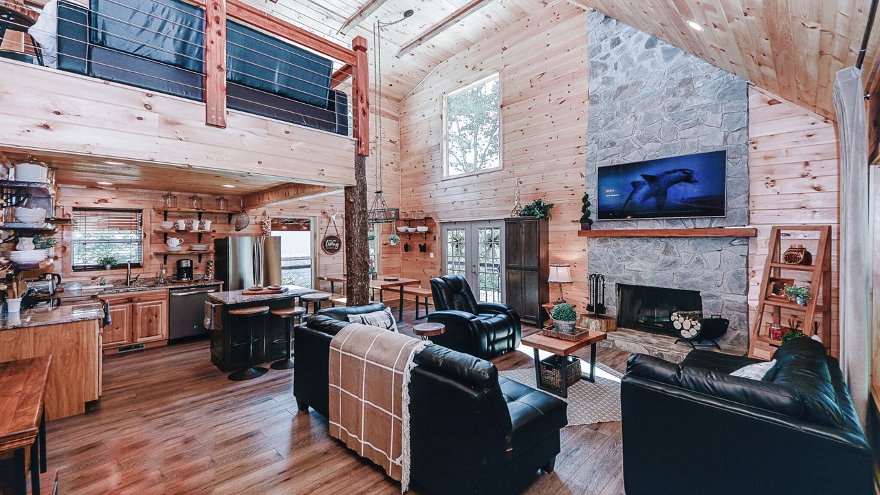 Photo of Livingroom in Whittier