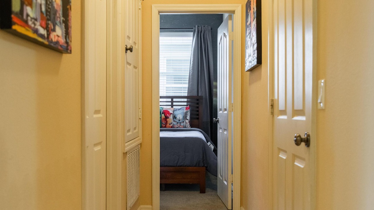 Photo of Bedroom in Crystal Cove