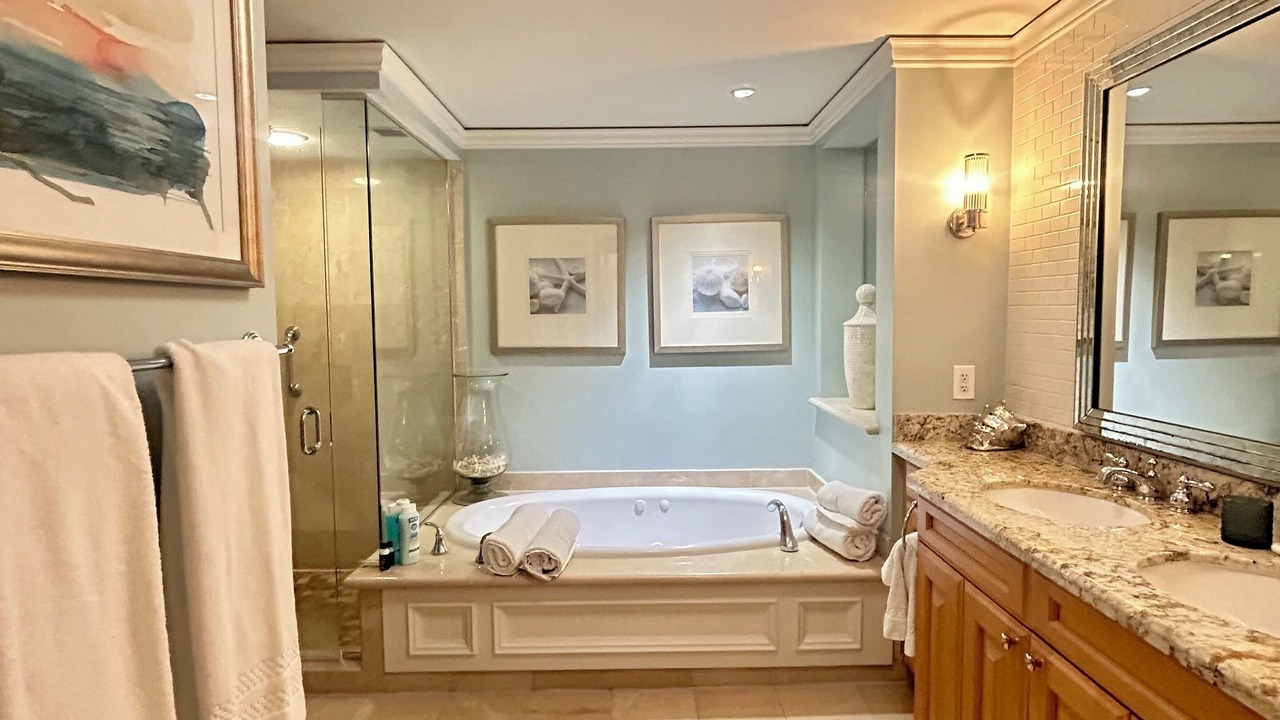 Photo of Bathroom in Key Biscayne