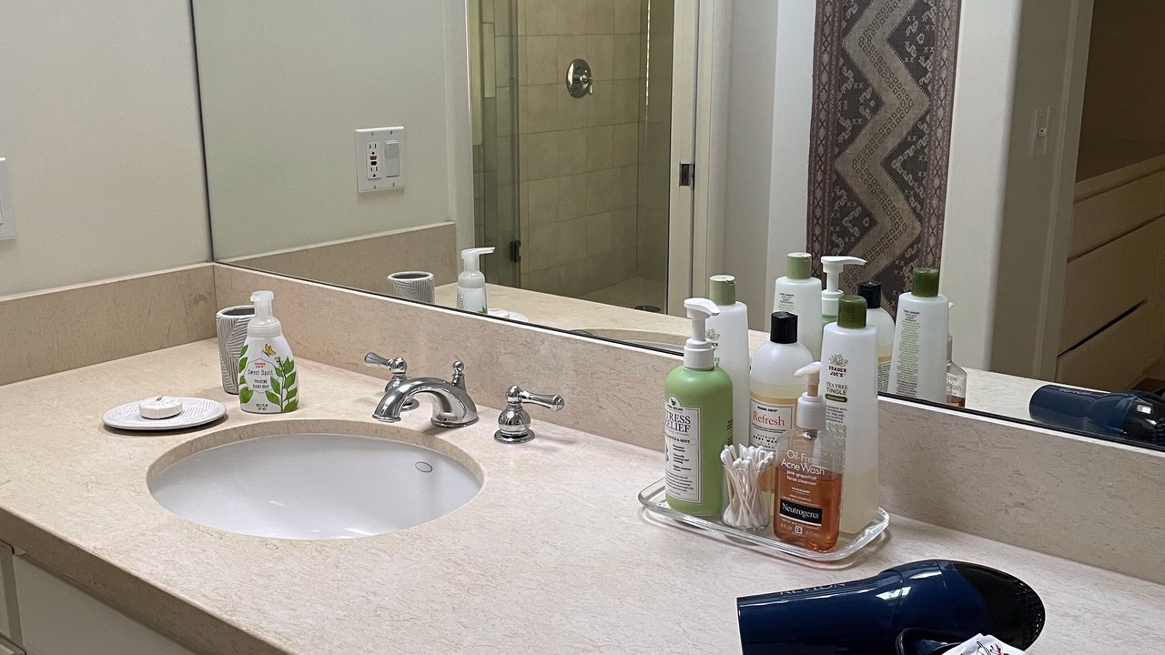 Photo of Bathroom in North of Wilshire