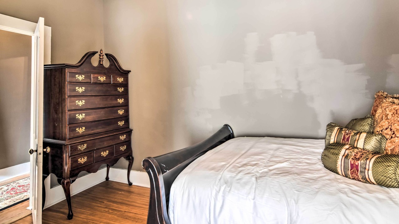 Photo of Bedroom in Vicksburg