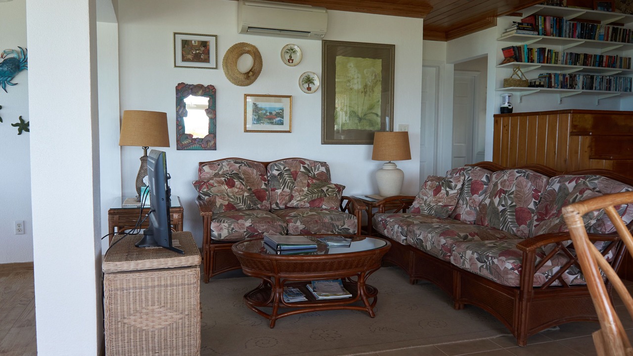 Photo of Livingroom in Clarence Town