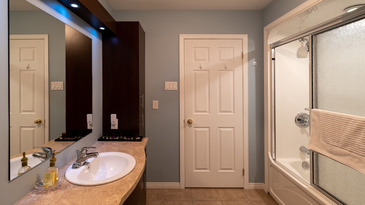Photo of Bathroom in L'Anse-Saint-Jean