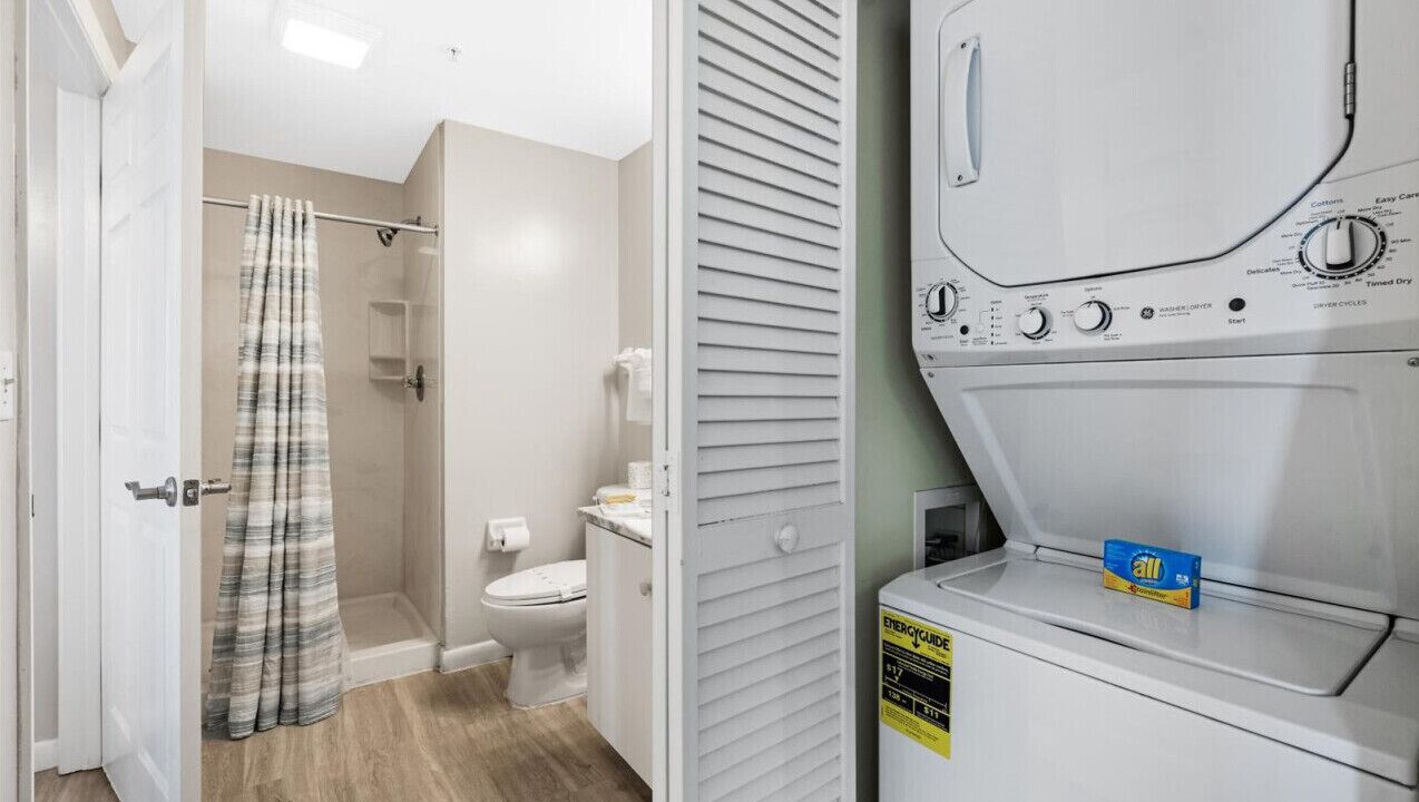 Photo of Bathroom in Brush - Stewarts