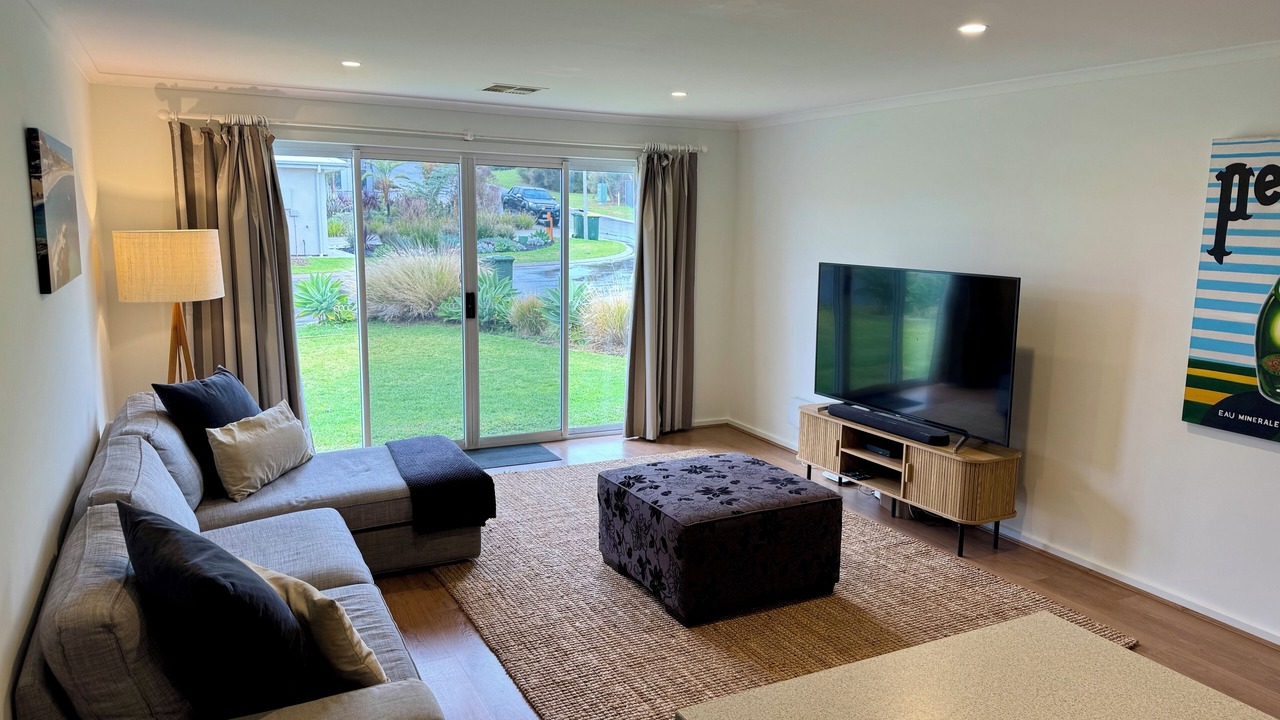 Photo of Livingroom in Hayborough
