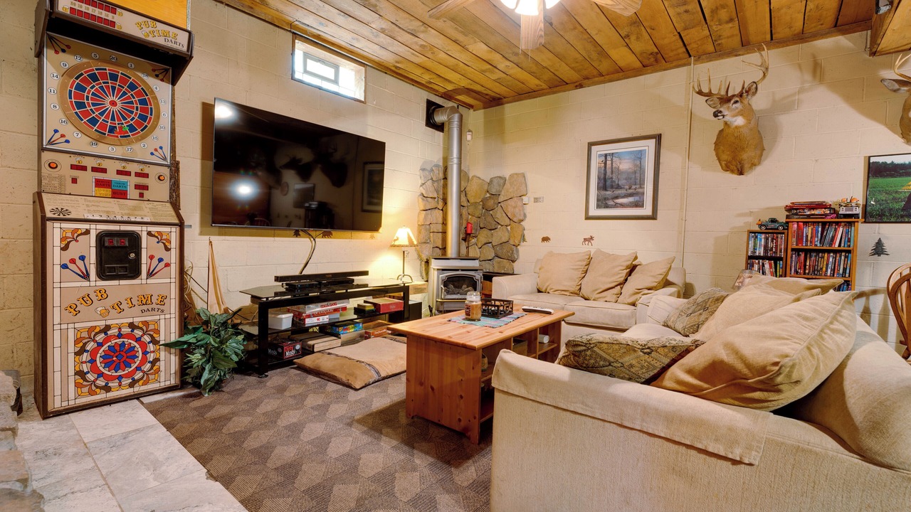 Photo of Livingroom in Arcade