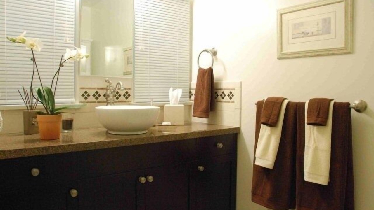 Photo of Bathroom in Valley Village