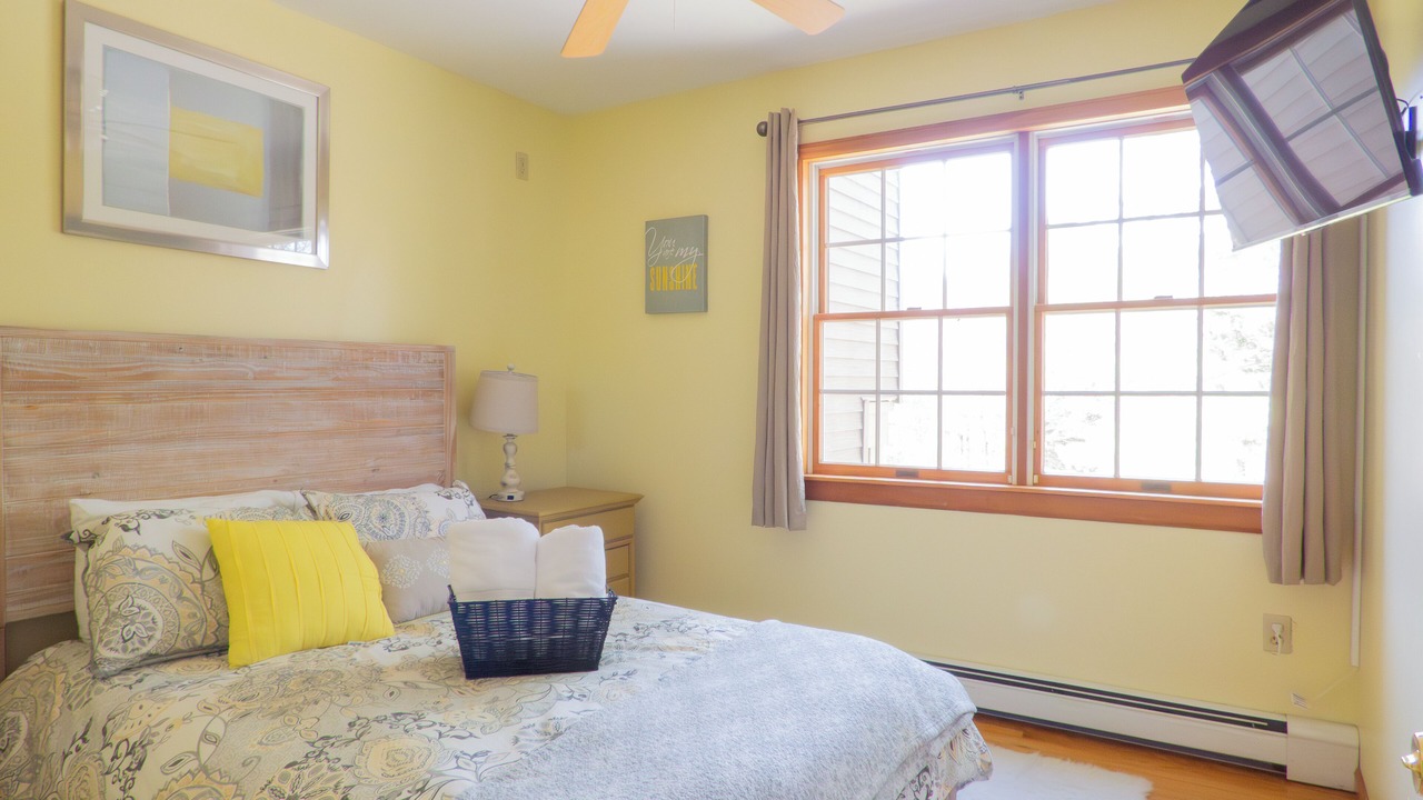 Photo of Bedroom in Staatsburg