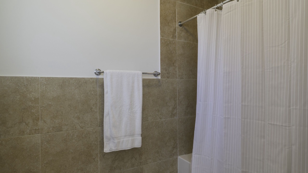 Photo of Bathroom in Alice Town