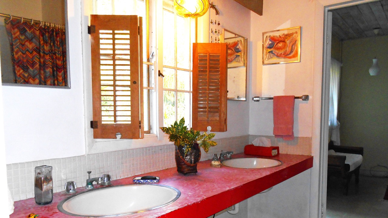 Photo of Bathroom in Nassau