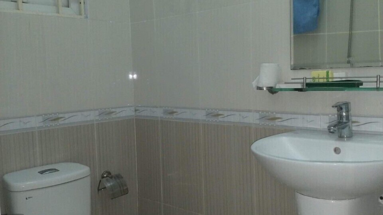 Photo of Bathroom in District 12