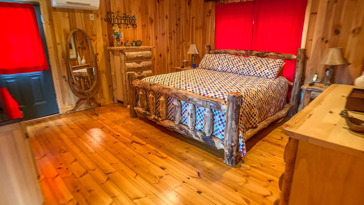 Photo of Bedroom in West Jefferson