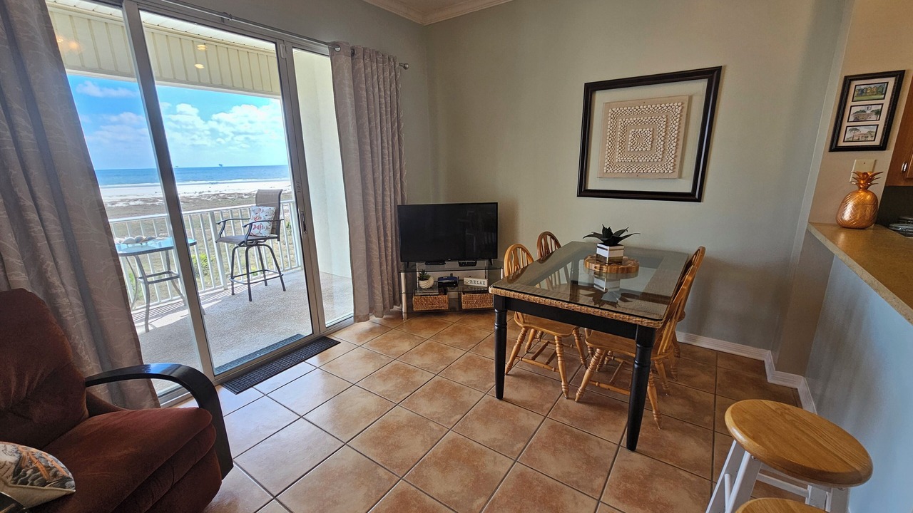 Photo of Livingroom in Dauphin Island