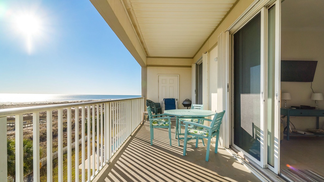 Photo of Patio Balcony in Dauphin Island