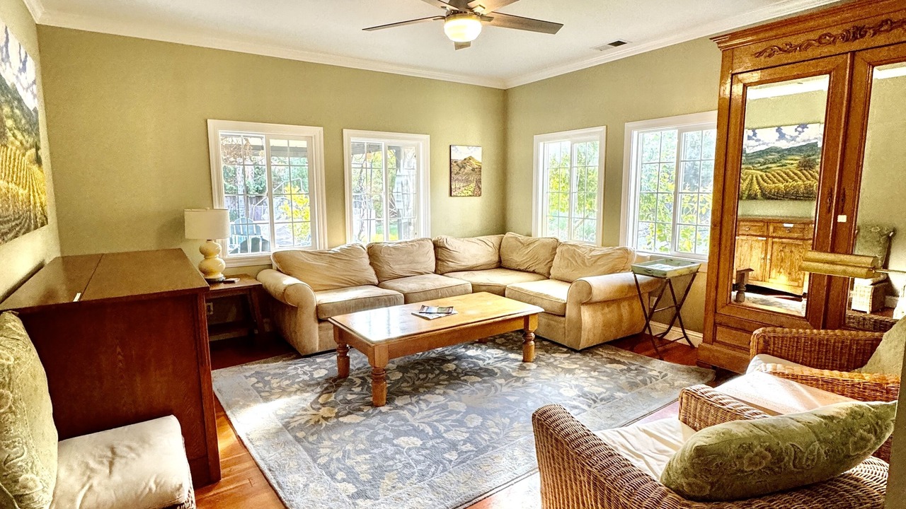 Photo of Bedroom in Eldridge