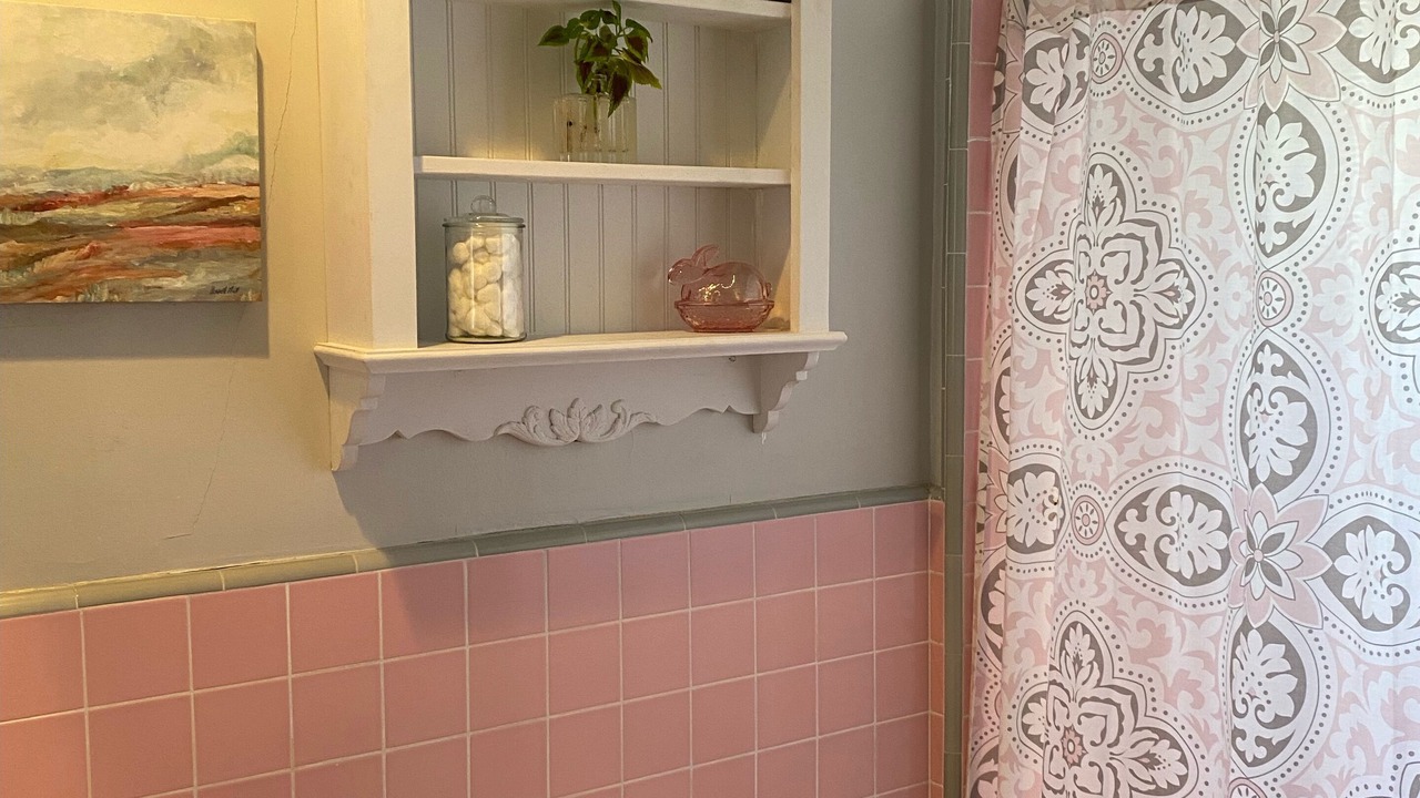 Photo of Bathroom in Belmont Shore