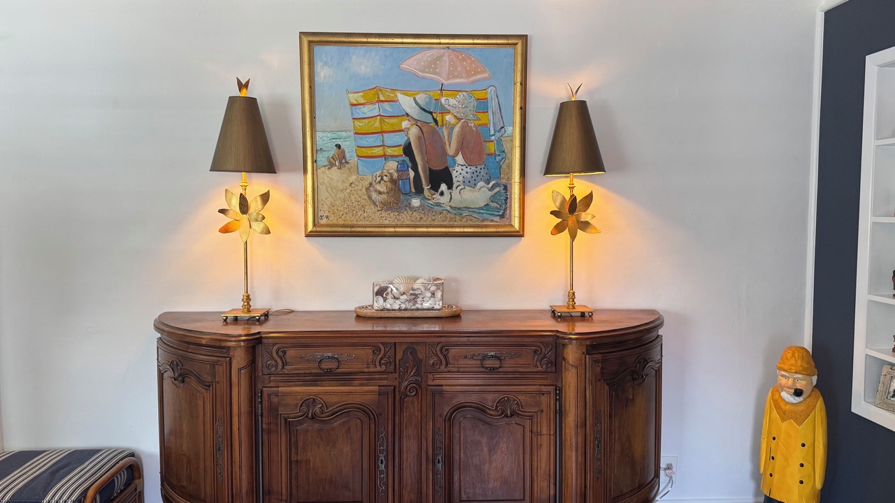 Photo of Bedroom in Belmont Shore