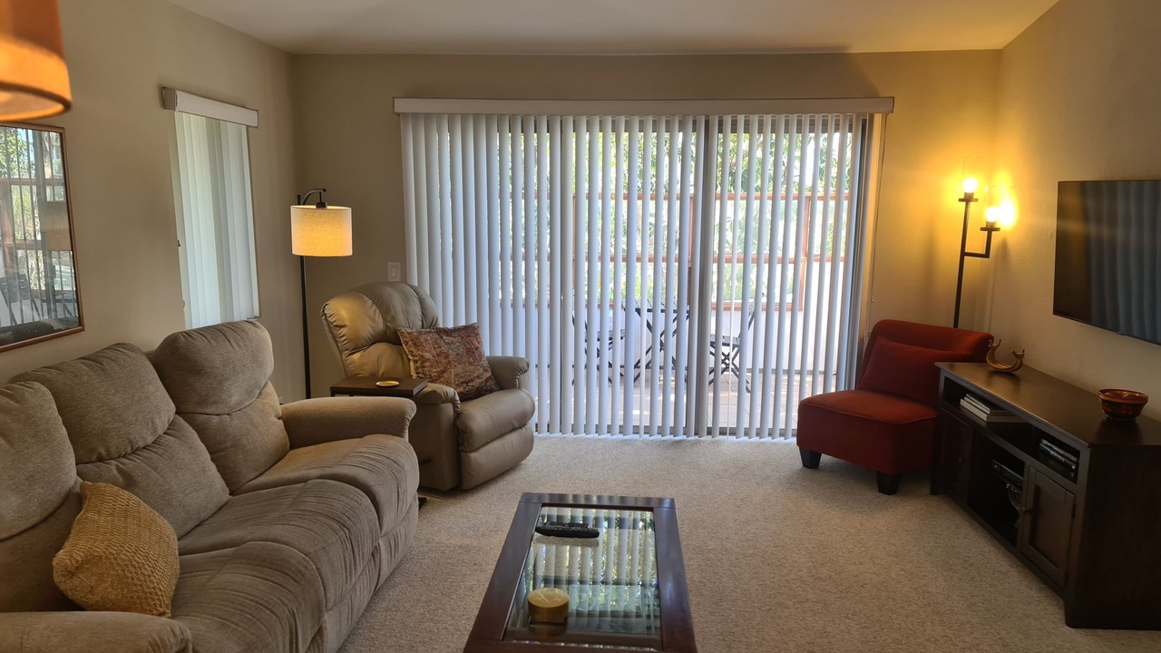 Photo of Livingroom in Newport Beach
