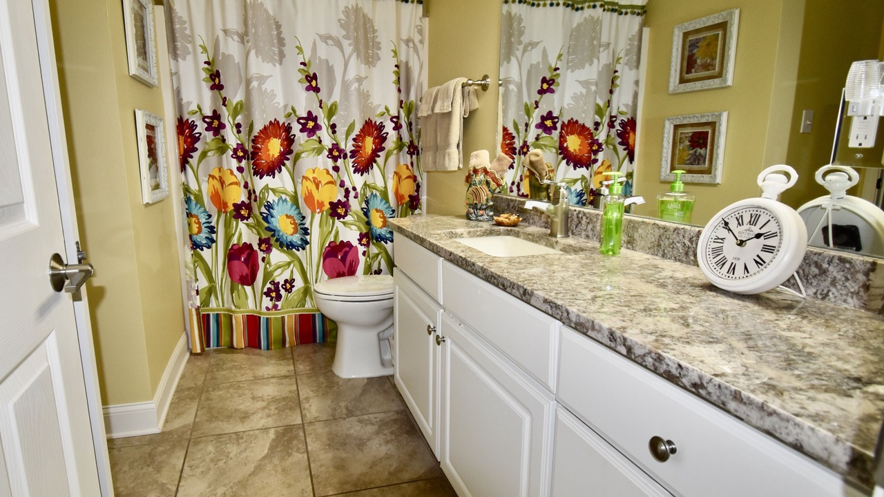 Photo of Bathroom in Gulf Shores