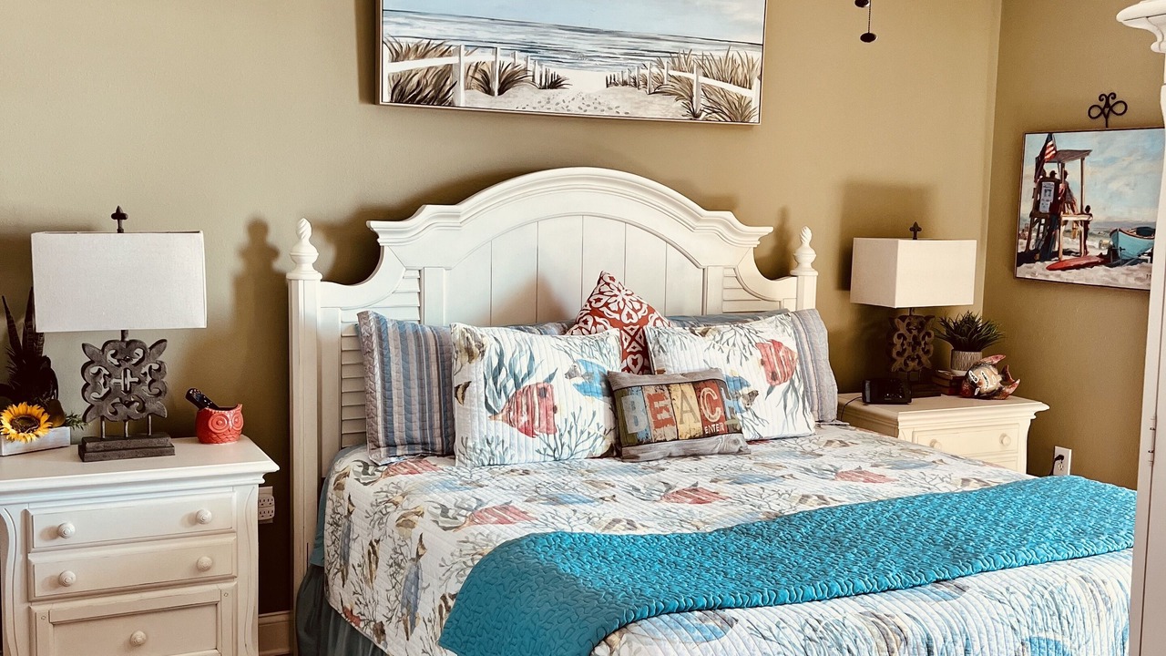 Photo of Bedroom in Gulf Shores