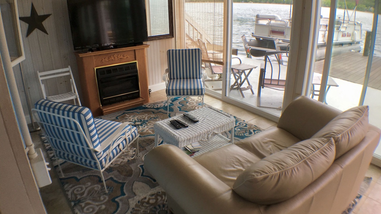 Photo of Livingroom in Hammondsport