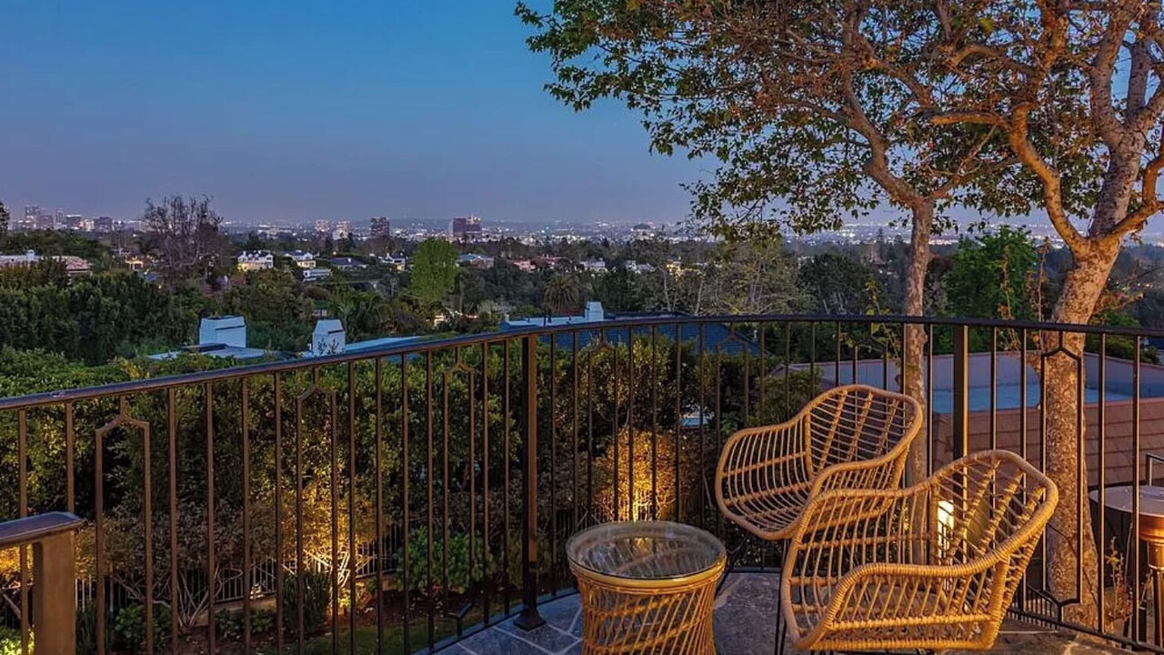 Photo of Outdoor in Brentwood