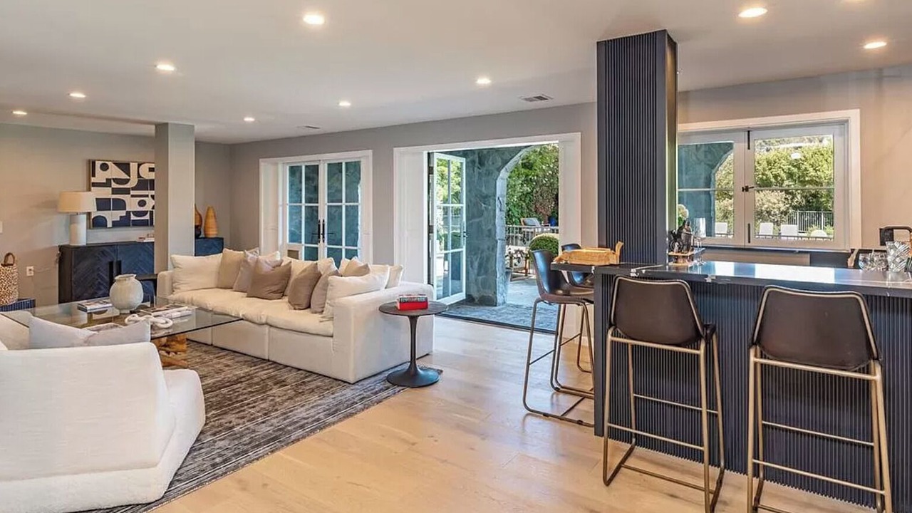 Photo of Livingroom in Brentwood