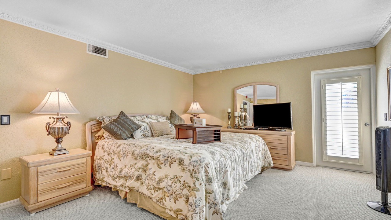 Photo of Bedroom in Cocoa Beach