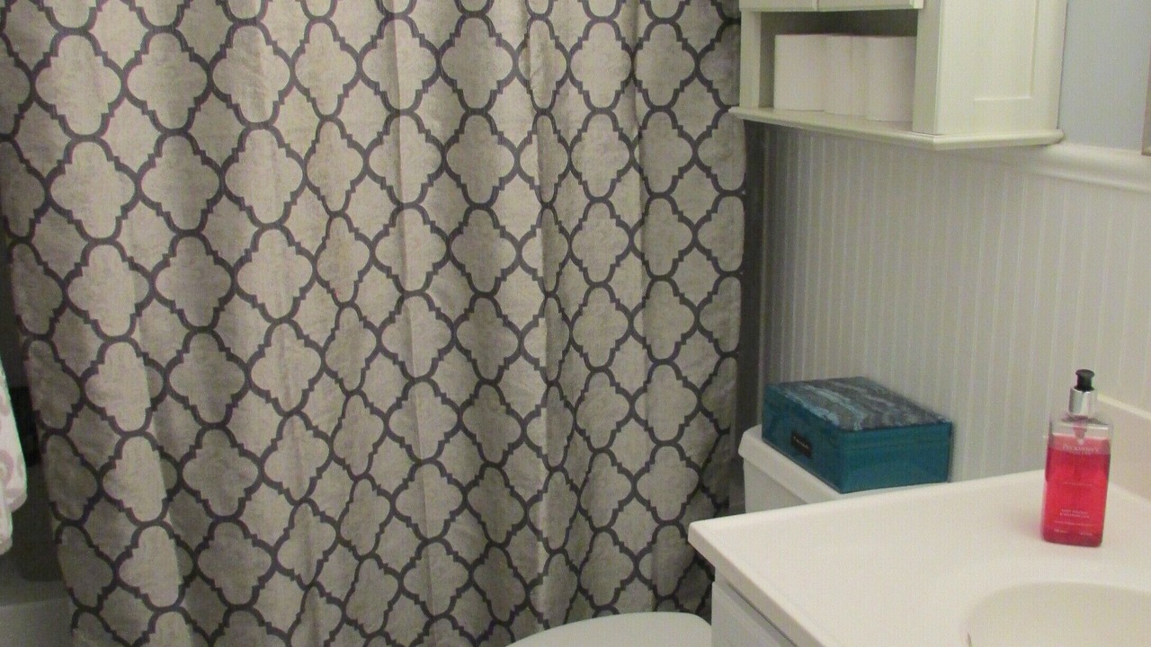 Photo of Bathroom in Mayhew