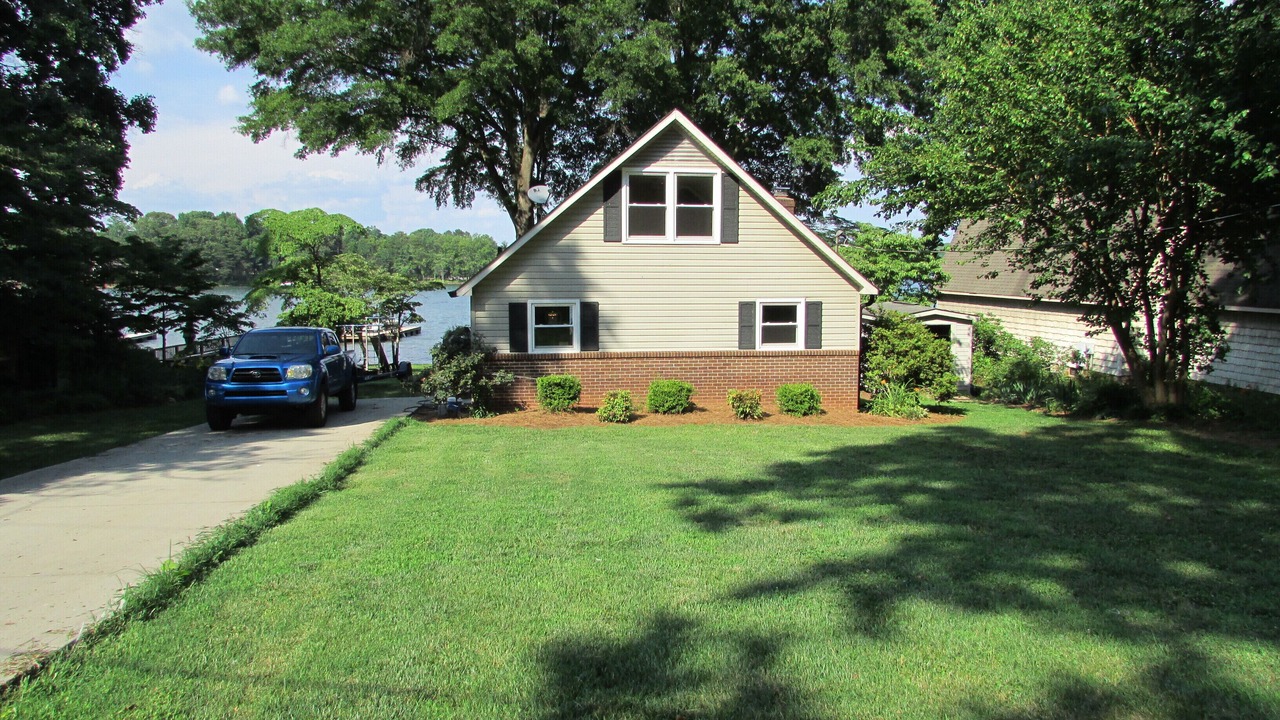 Photo of Outdoor in Mayhew