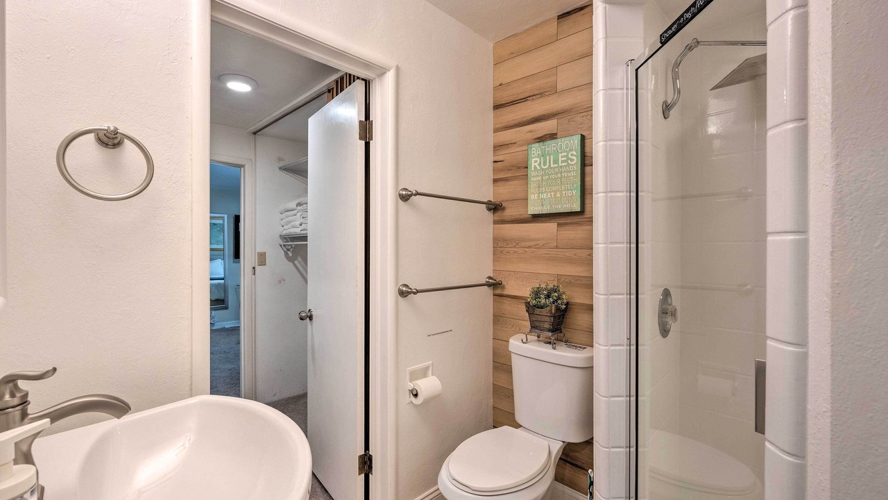 Photo of Bathroom in Lodi