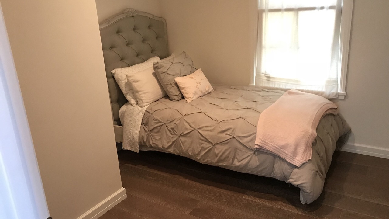 Photo of Bedroom in Balboa Island