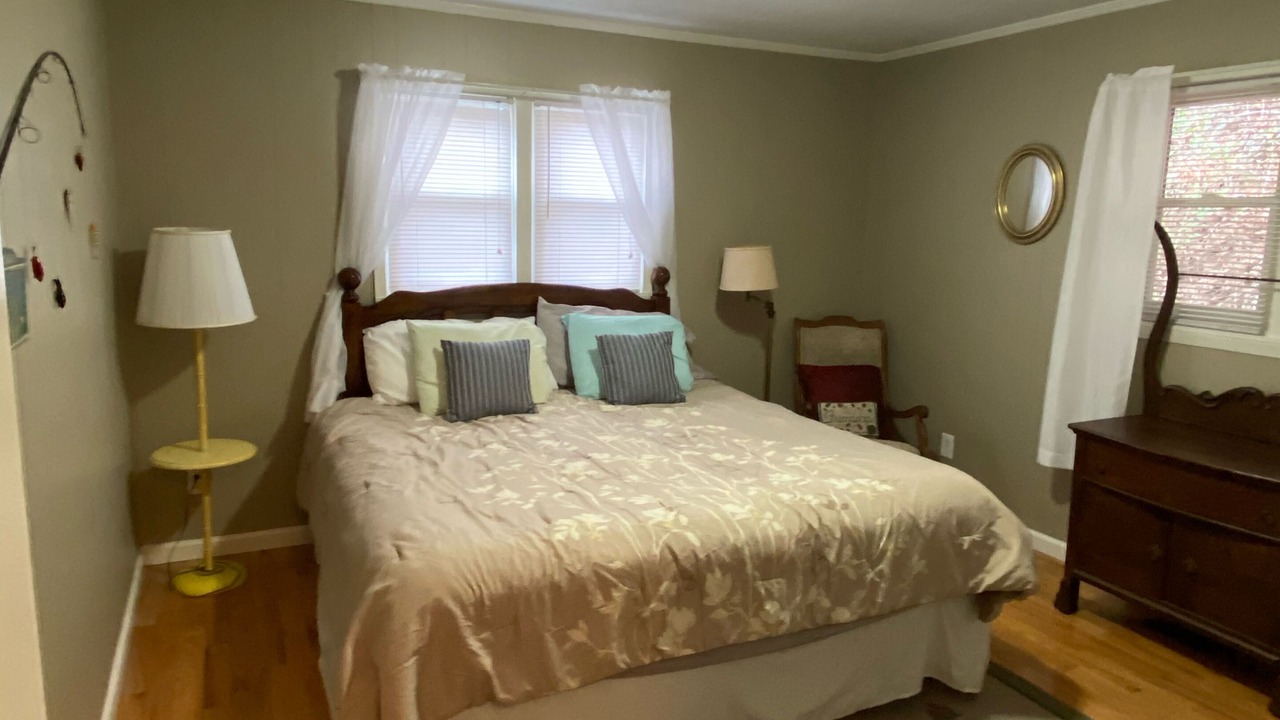 Photo of Bedroom in Sylva