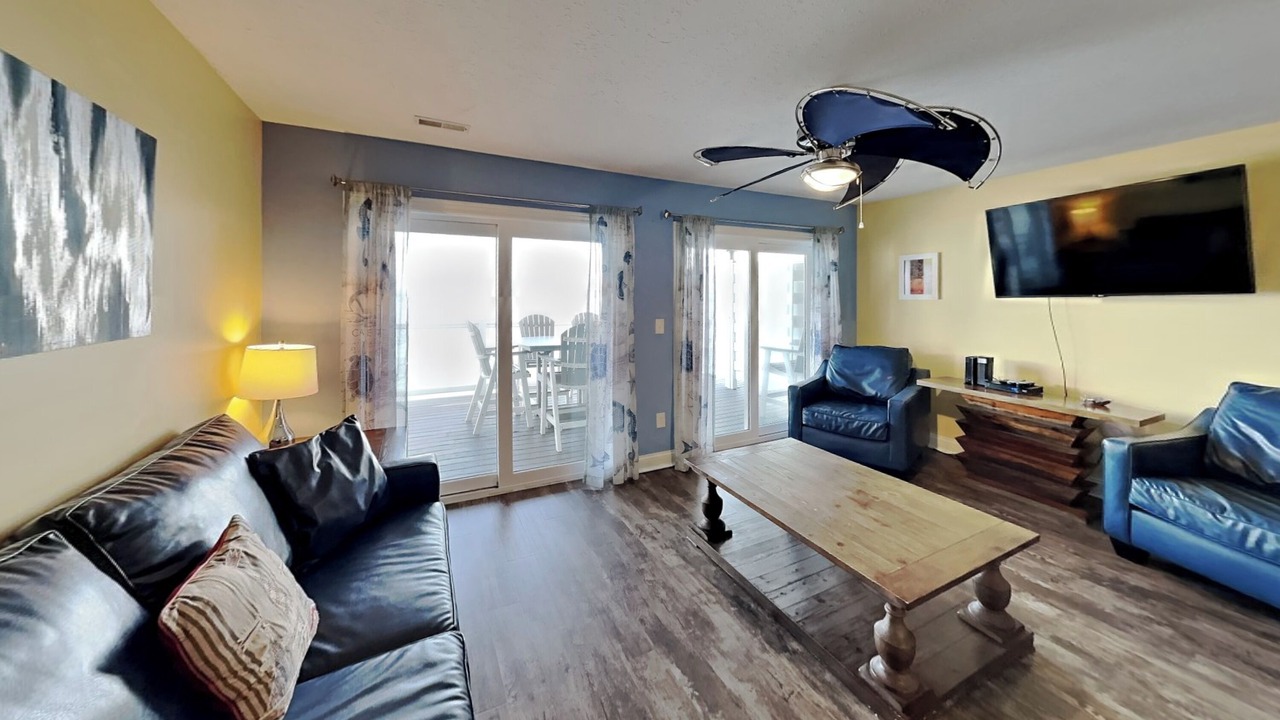 Photo of Livingroom in Put-in-Bay