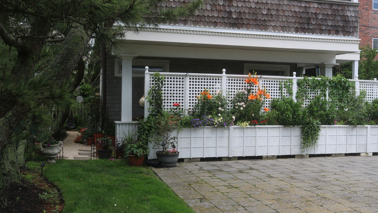 Photo of Outdoor in Admiral Estates
