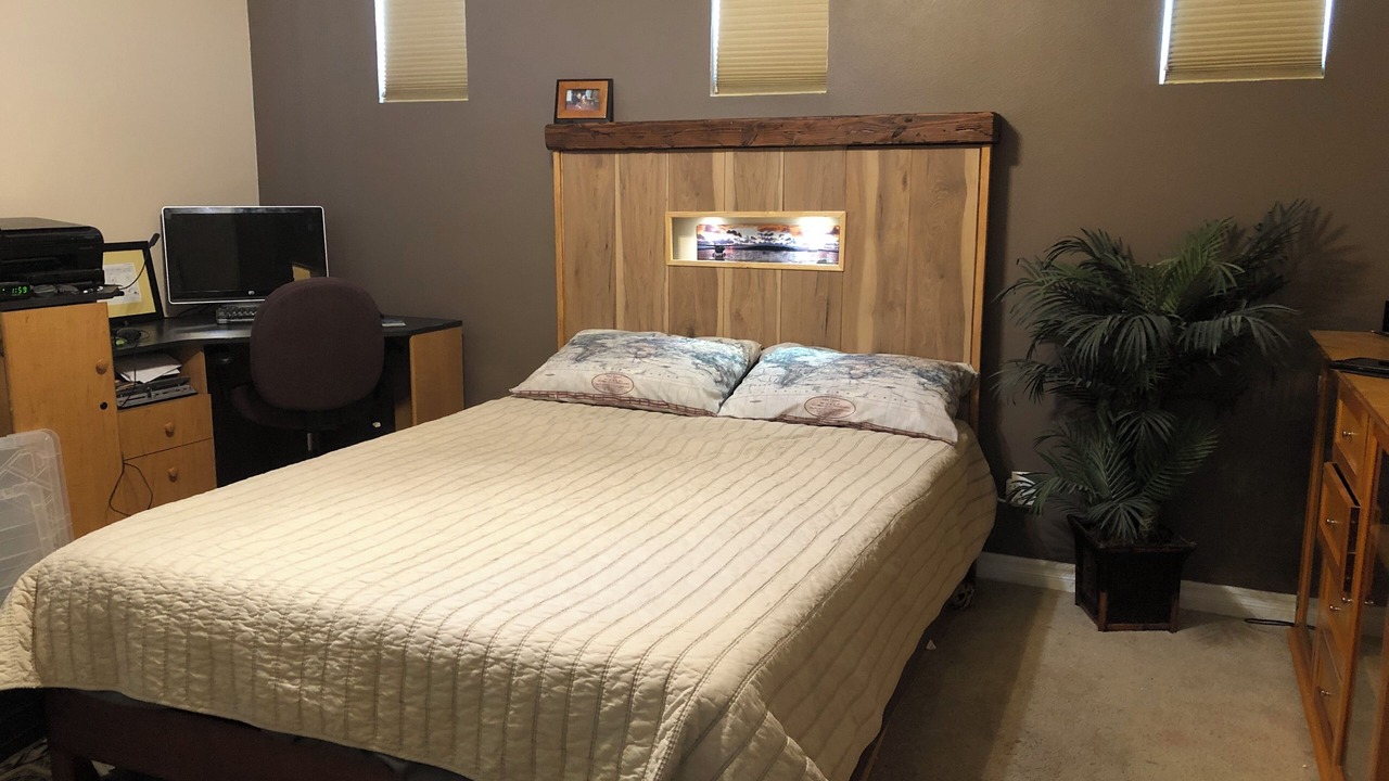 Photo of Bedroom in Lower Peters Canyon