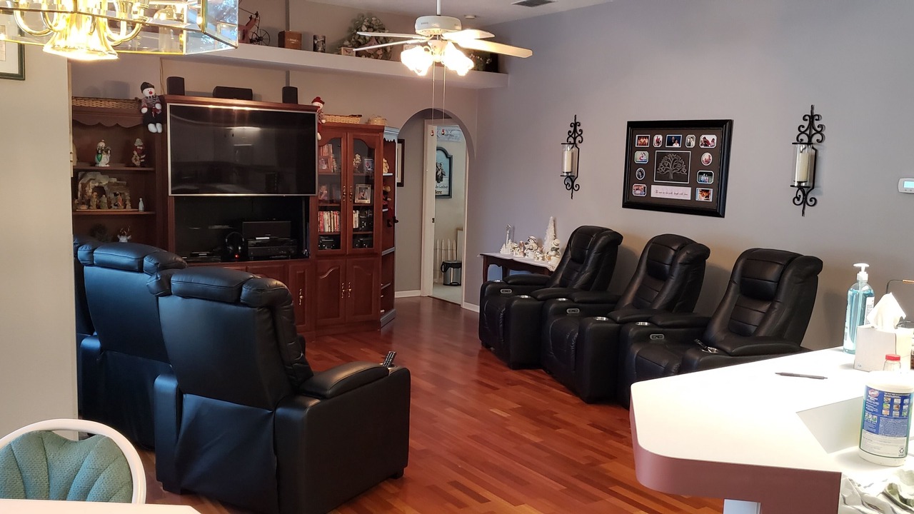Photo of Bedroom in Grand Oaks