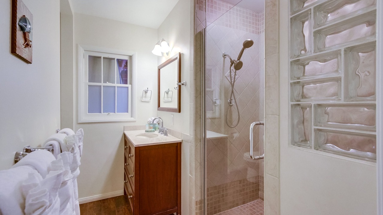 Photo of Bathroom in Village of La Jolla