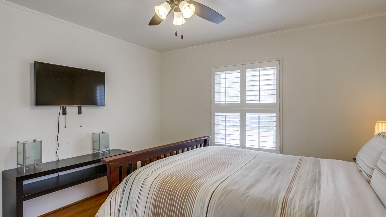 Photo of Bedroom in Village of La Jolla