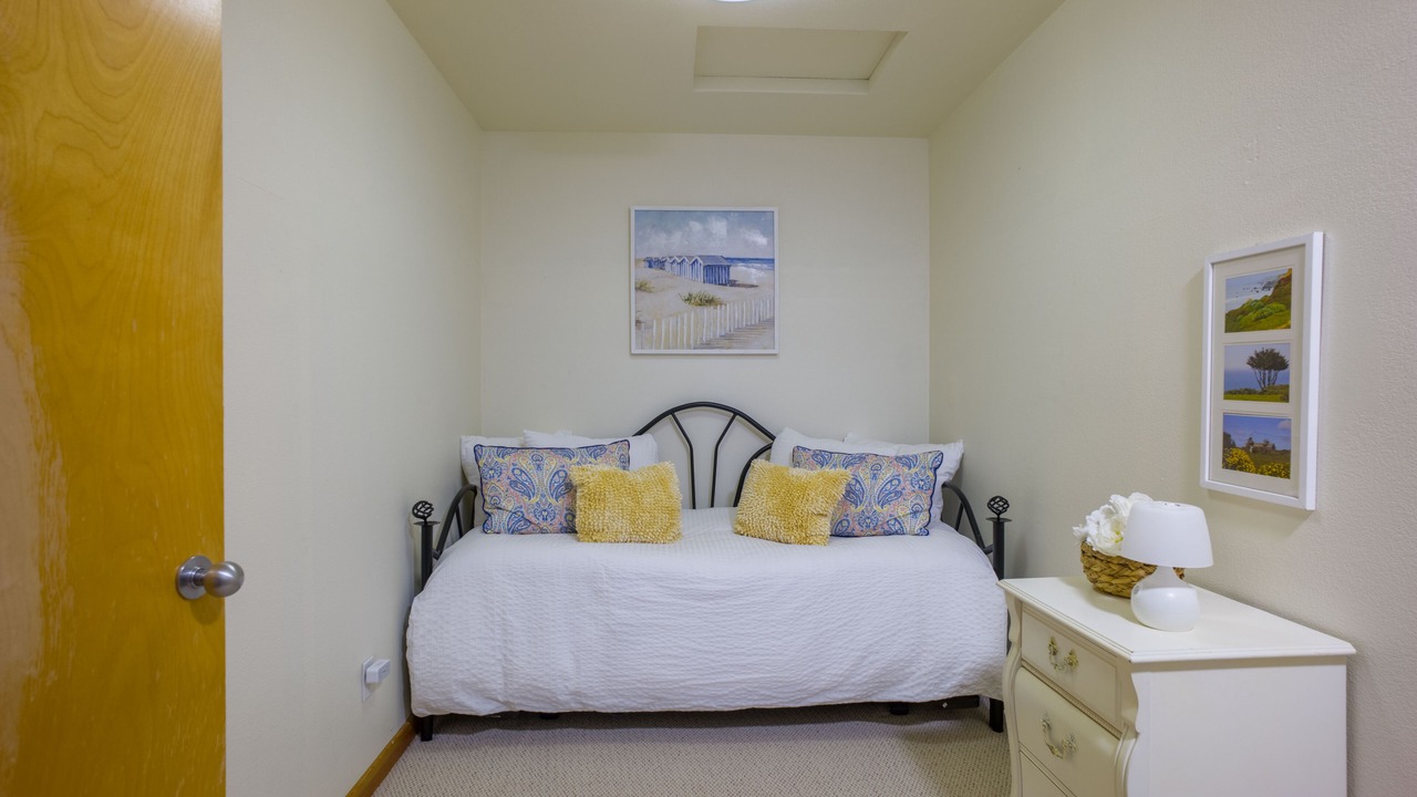Photo of Bedroom in Dillon Beach