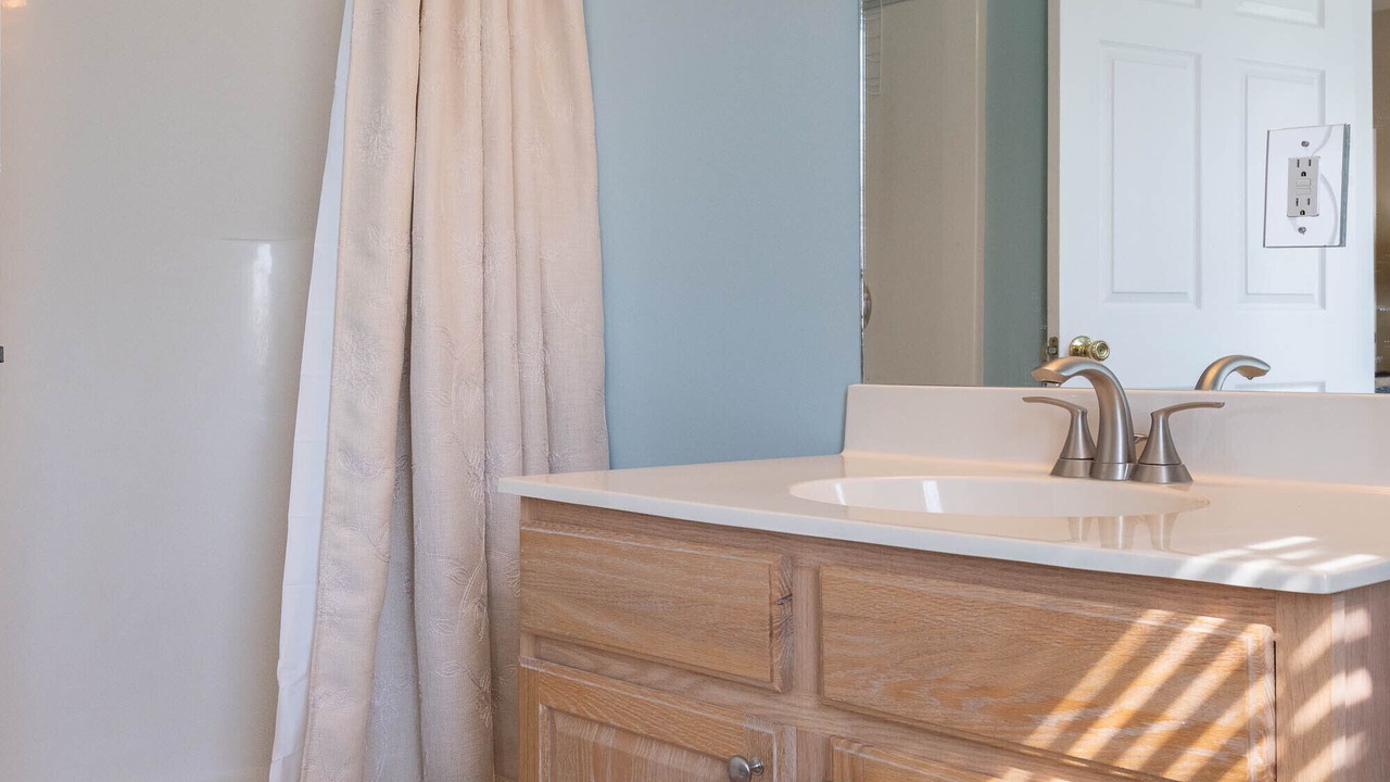 Photo of Bathroom in Cape May - Wildwood