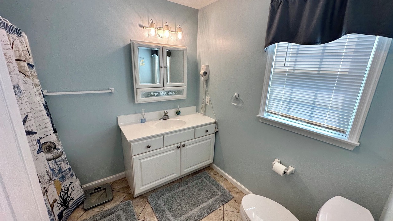Photo of Bathroom in Cape May - Wildwood