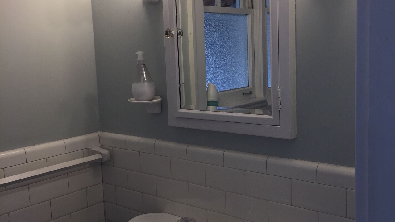 Photo of Bathroom in Niagara Falls